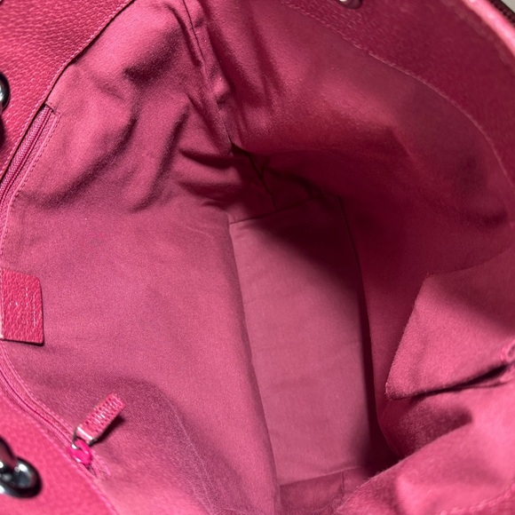 Authentic Gucci Brown and Red Tote Bag with Iconic GG Monogram - Picture 6 of 8